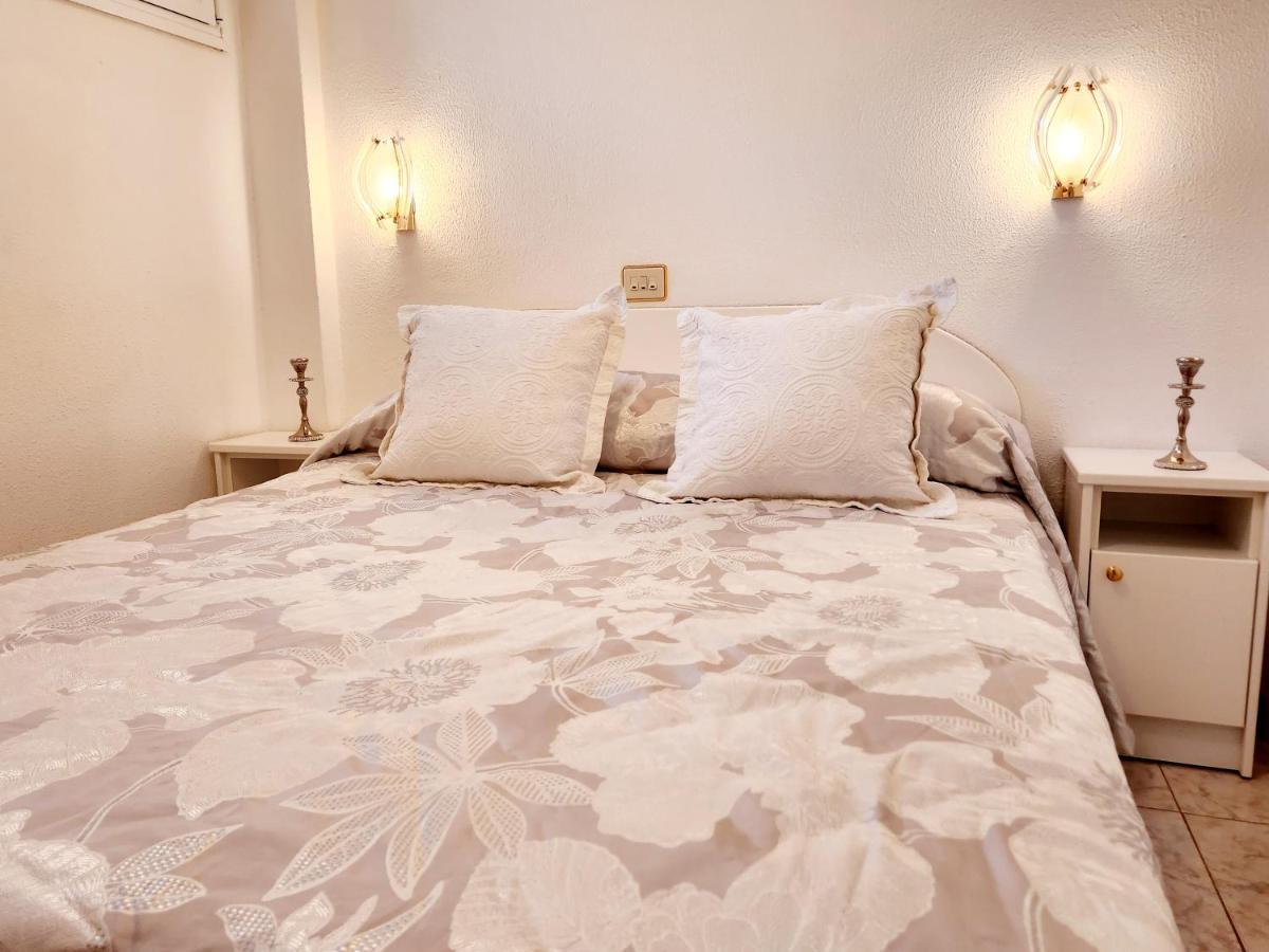 Yumbo Queen Apartment San Bartolomé Esterno foto